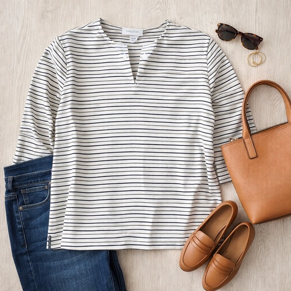 Liz Claiborne Tops - Liz Claiborne Woman Striped Knit Top | Size 3X | Navy & Ivory Long Sleeve